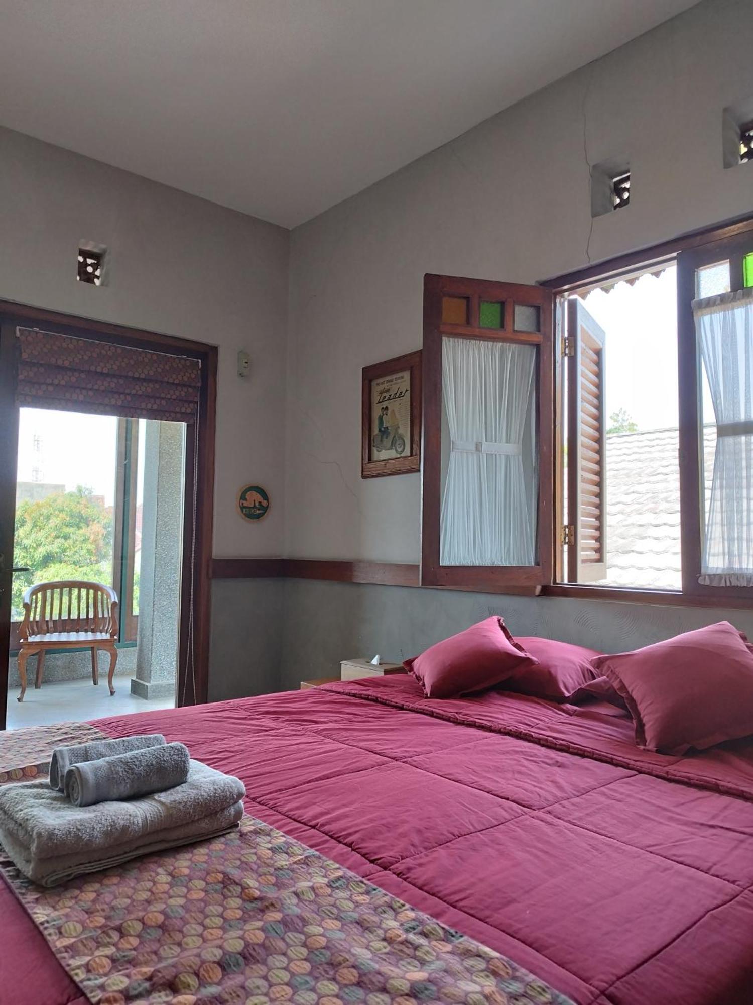 Dalem Arum Bandung Exterior foto